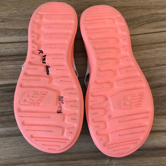 New Balance Womens 5 340V1 Flip Flop Thongs Comfort 102020 Pink Grey Slip On - Picture 5 of 6